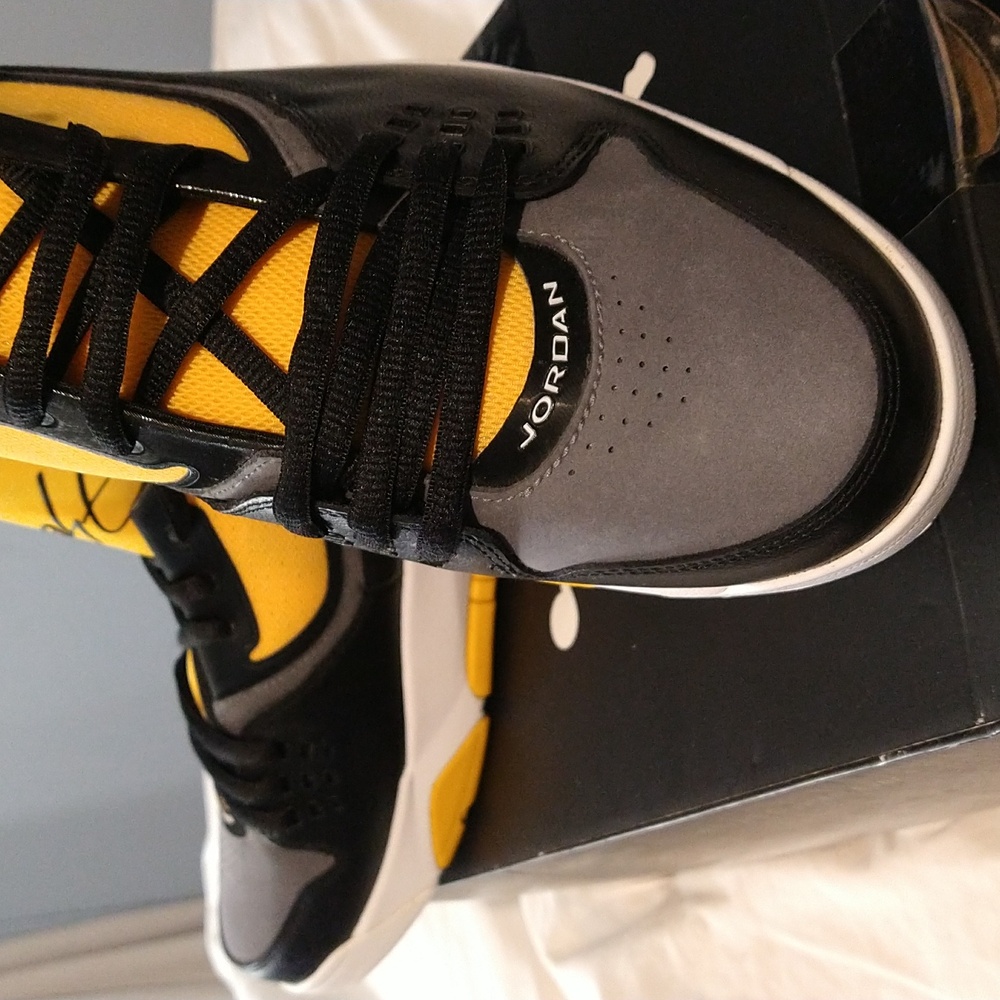 Jordan Flight 23 RST - Picture 10 of 12